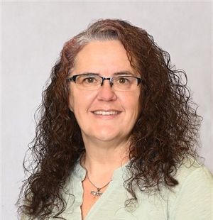 Kulhanek-Angela-2-300-310-c-L-100 (3)